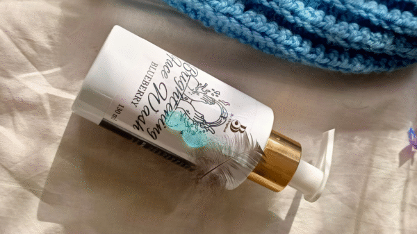 Brightening Face Wash - Image 9